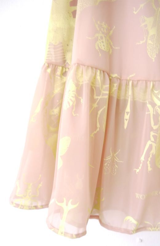 Insect lace flare skirt