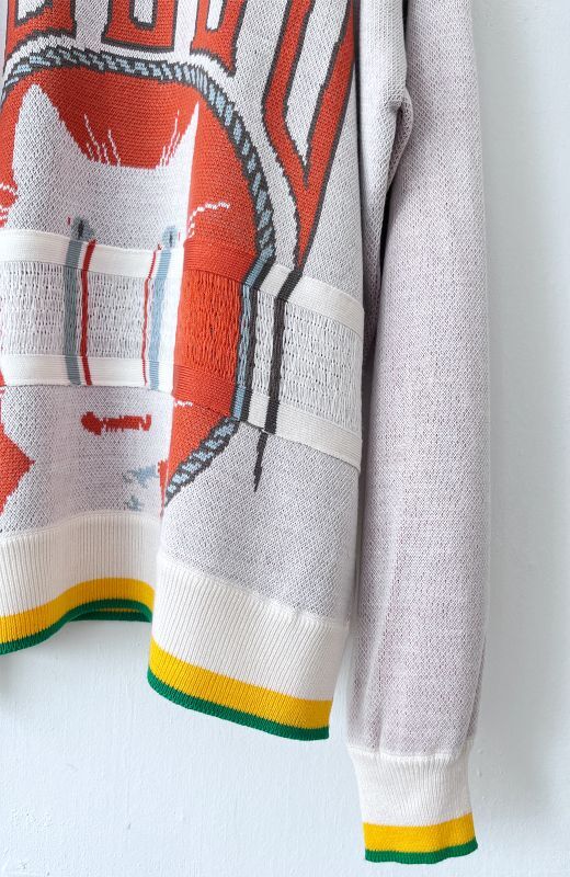 White cat halo pullover