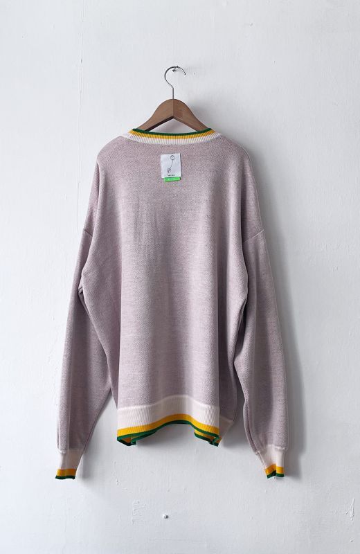 White cat halo pullover