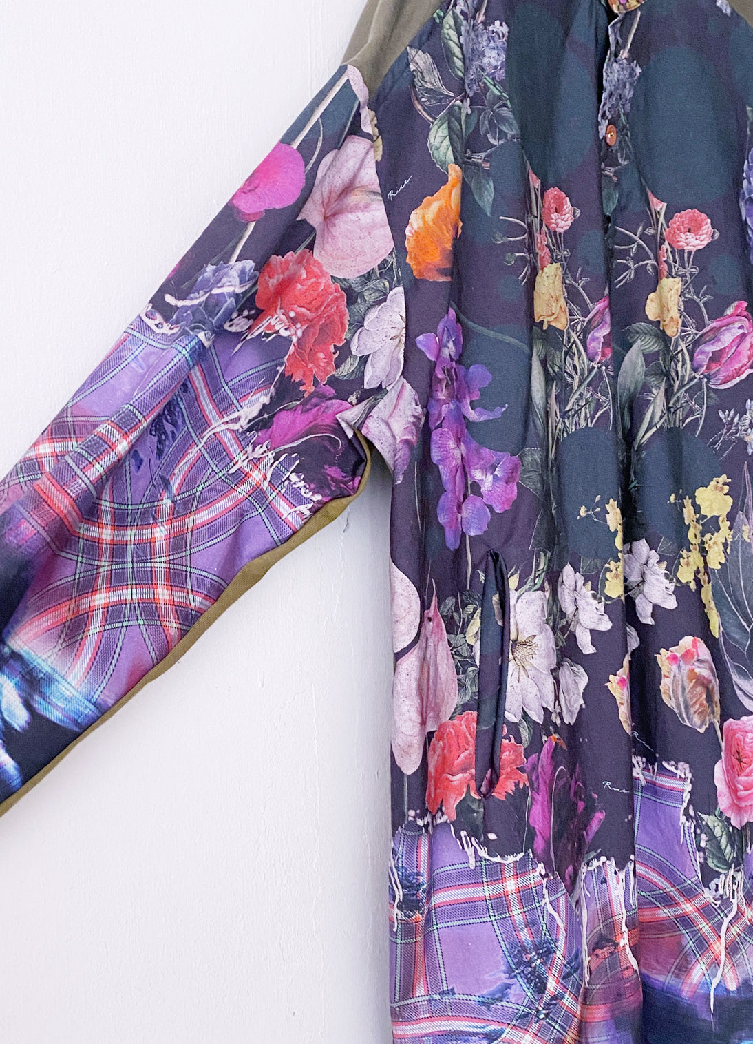 Aging Flower Long Shirt